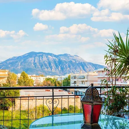 Bright Comfy Flat Near The & The Center Appartement Kalamáta